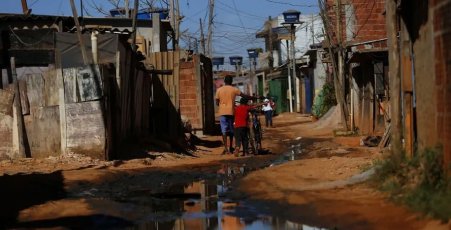 É possível acesso universal ao saneamento até 2033?