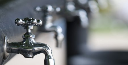 water-tap-g932d5bb9c_1920